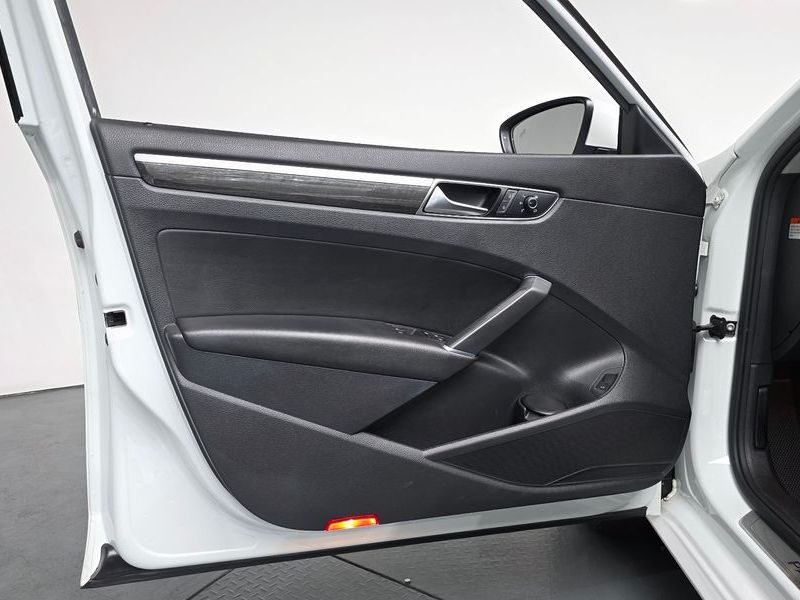 2018 Volkswagen Passat 2.0 TSI B7 photo 24