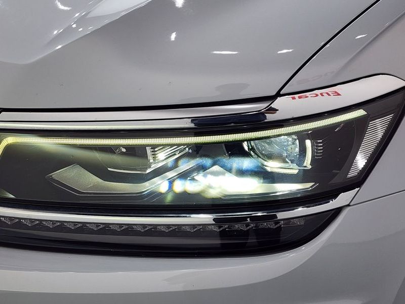 2018 Volkswagen Tiguan 2.0 TDI Prestige photo 22