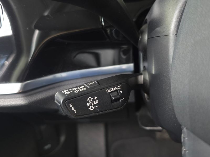 2020 Audi Q3 35 TDI Sportback photo 12