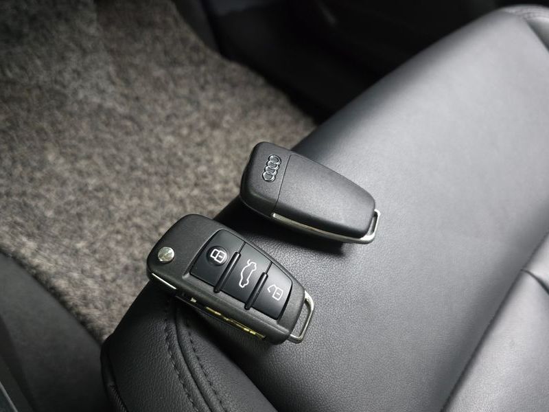 2020 Audi Q3 35 TDI Sportback photo 16