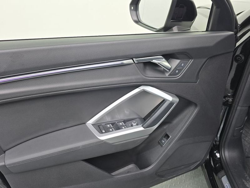 2020 Audi Q3 35 TDI Sportback photo 24