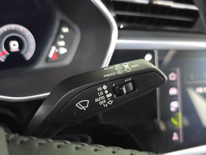 2020 Audi Q3 35 TDI Sportback photo 30