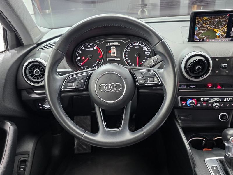 2018 Audi A3 40 TFSI 8V photo 13