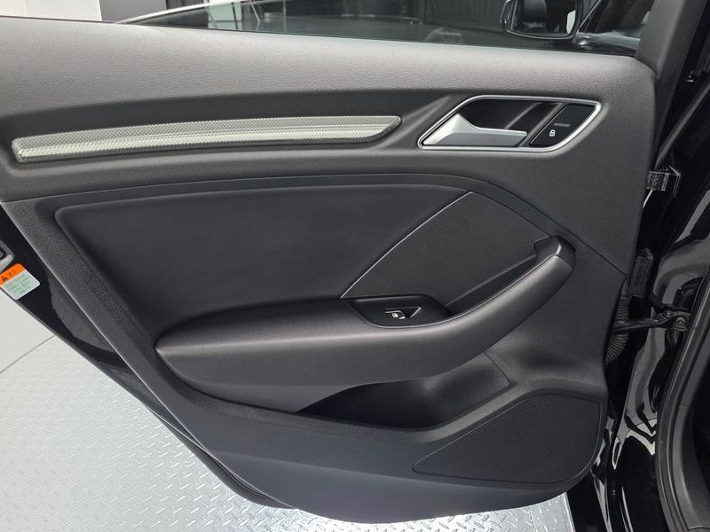 2018 Audi A3 40 TFSI 8V photo 25
