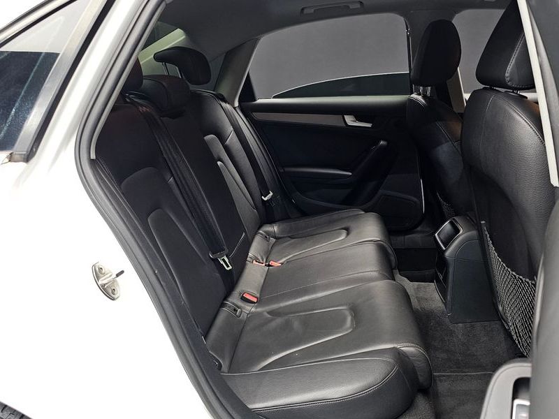 2013 Audi A4 2.0 TDI B8 photo 11