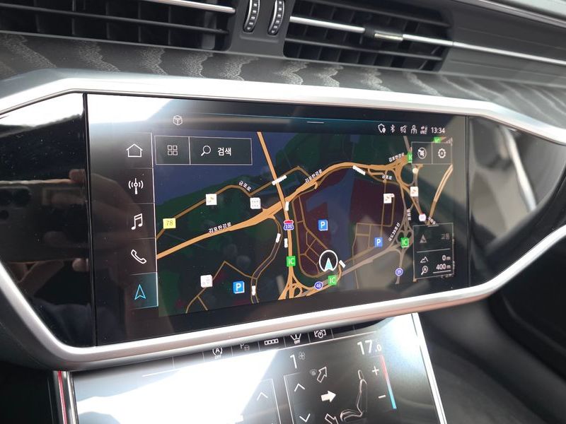 2023 Audi A6 45 TFSI Quattro Premium photo 13