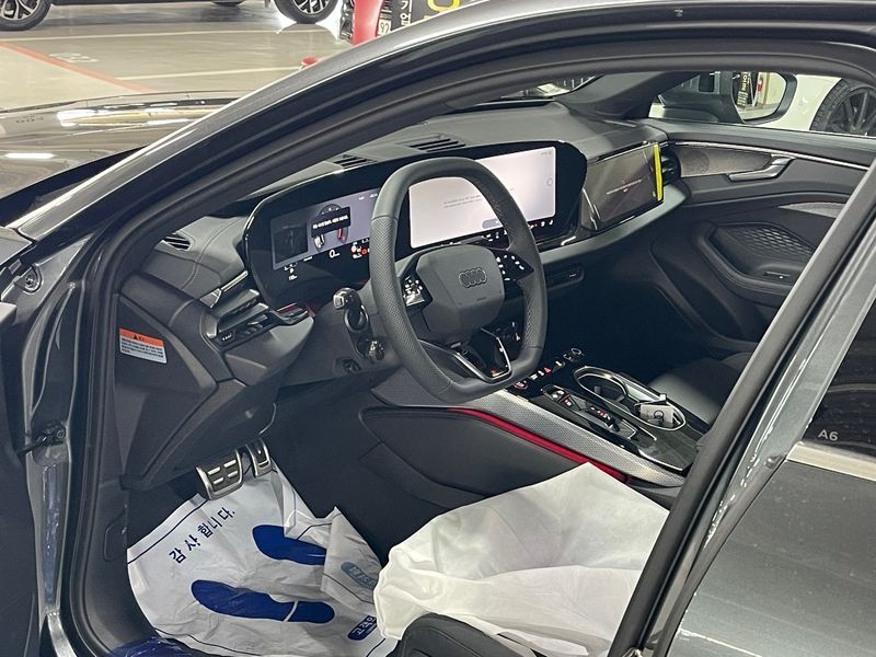 2026 Audi A6 45 TFSI Quattro S Line photo 10