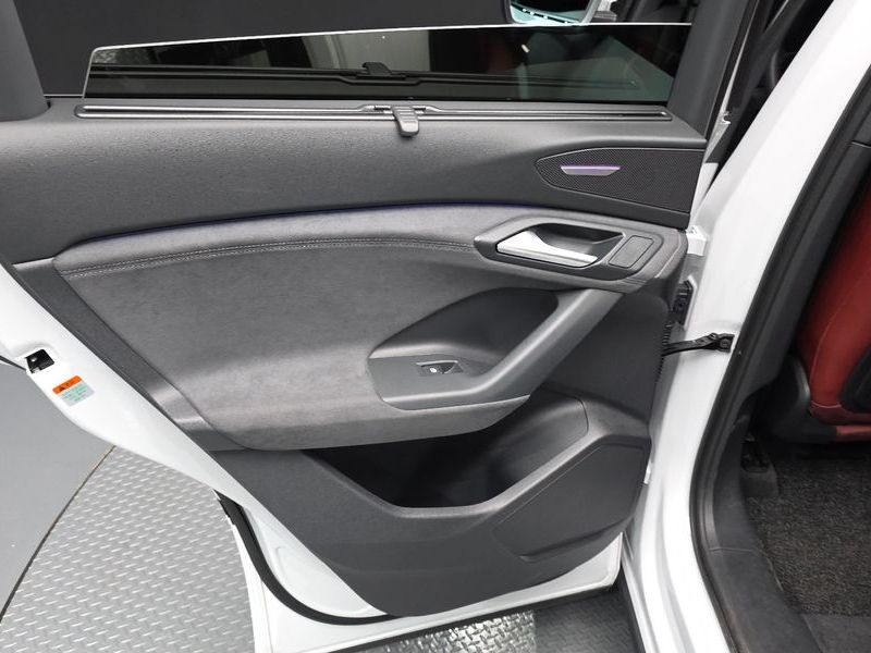2025 Audi Q6 e-tron Quattro photo 25
