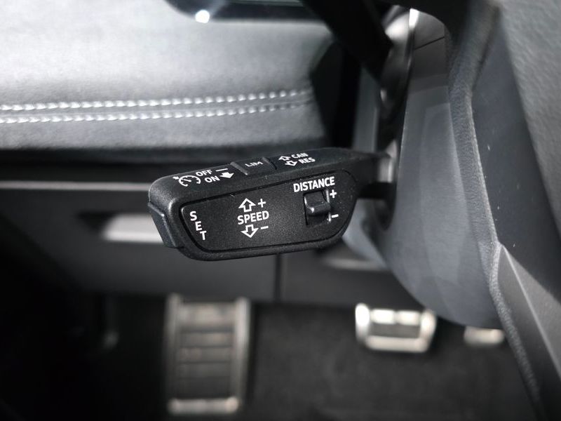 2025 Audi Q6 e-tron Quattro photo 30