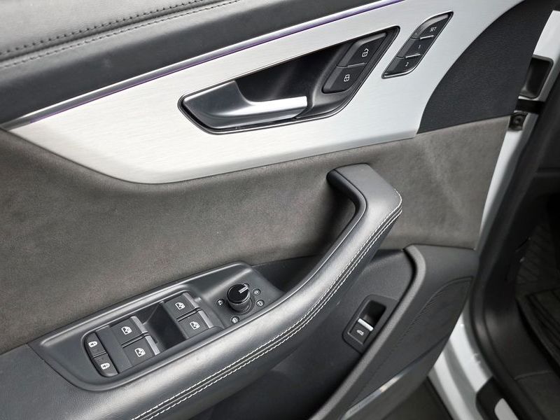 2021 Audi Q8 50 TDI Quattro Premium photo 28