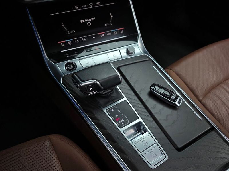 2021 Audi A6 45 TFSI Premium photo 9
