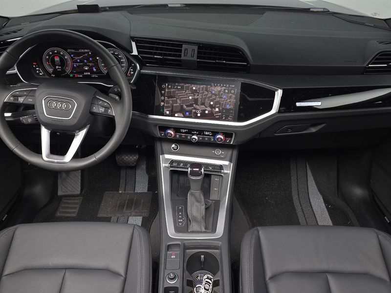 2025 Audi Q3 40 TFSI Quattro Premium photo 7