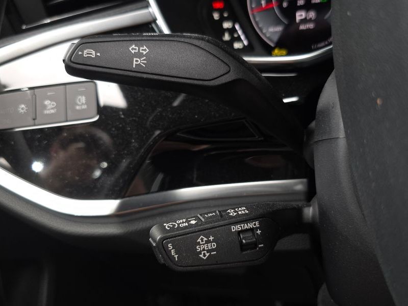 2025 Audi Q3 40 TFSI Quattro Premium photo 19