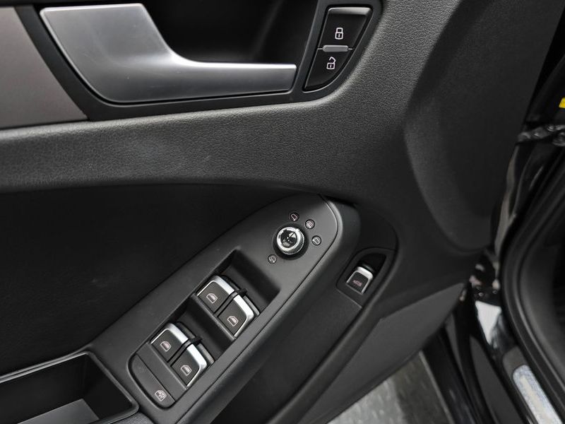 2013 Audi A4 2.0 TFSI Quattro B8 photo 17