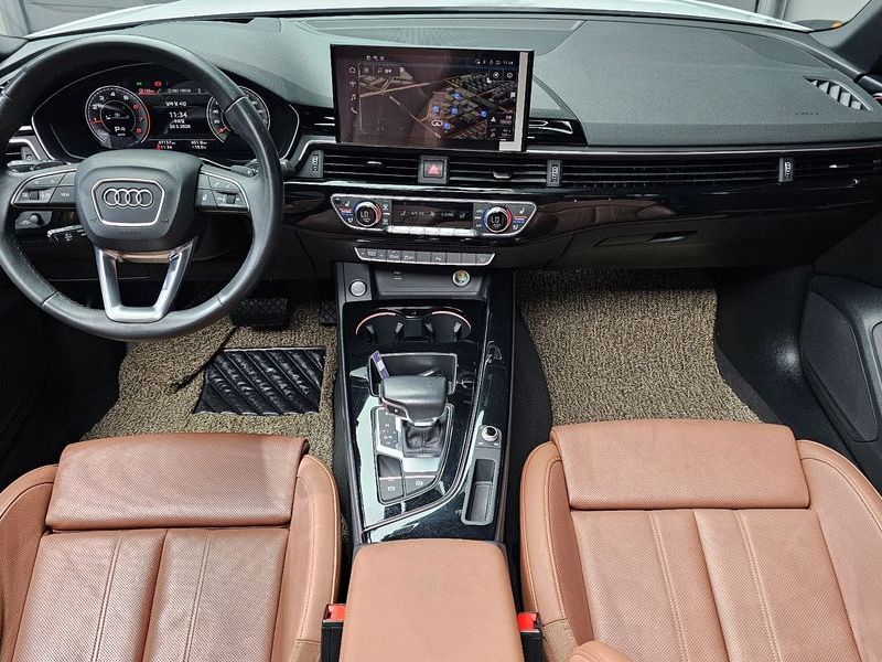 2021 Audi A4 40 TFSI Premium photo 7
