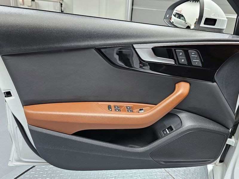 2021 Audi A4 40 TFSI Premium photo 24