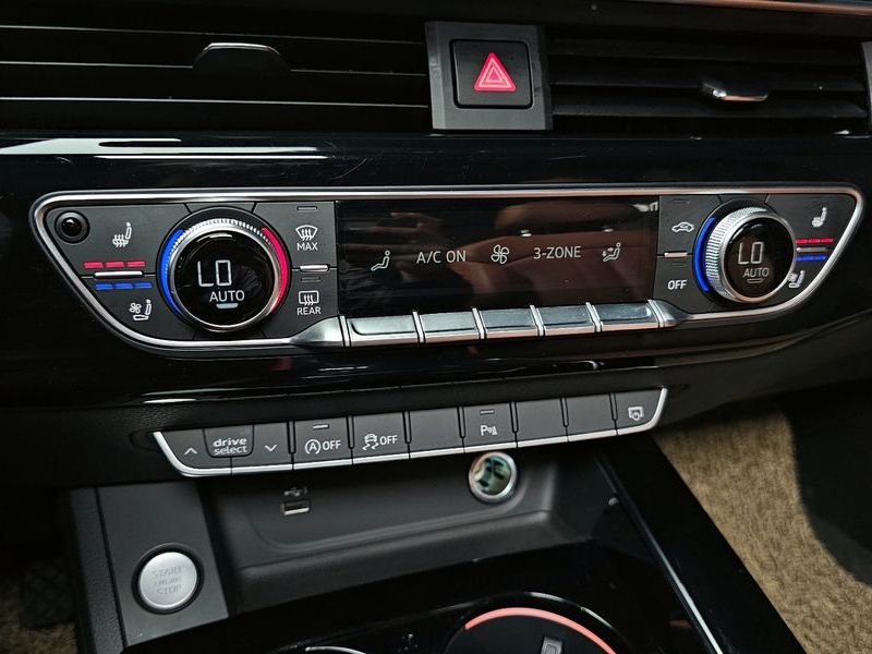 2021 Audi A4 40 TFSI Premium photo 30