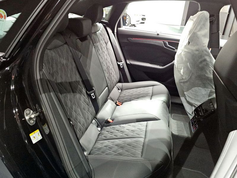 2026 Audi A6 55 TFSI Quattro S Line photo 11