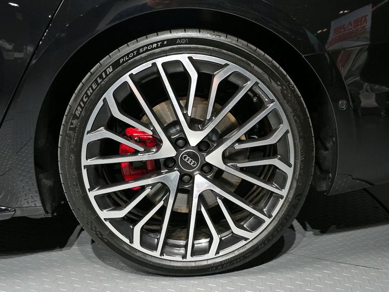 2026 Audi A6 55 TFSI Quattro S Line photo 21