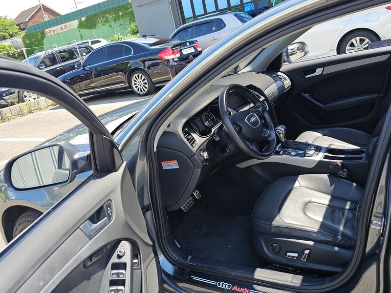 2013 Audi A4 2.0 TDI dynamic B8 photo 10