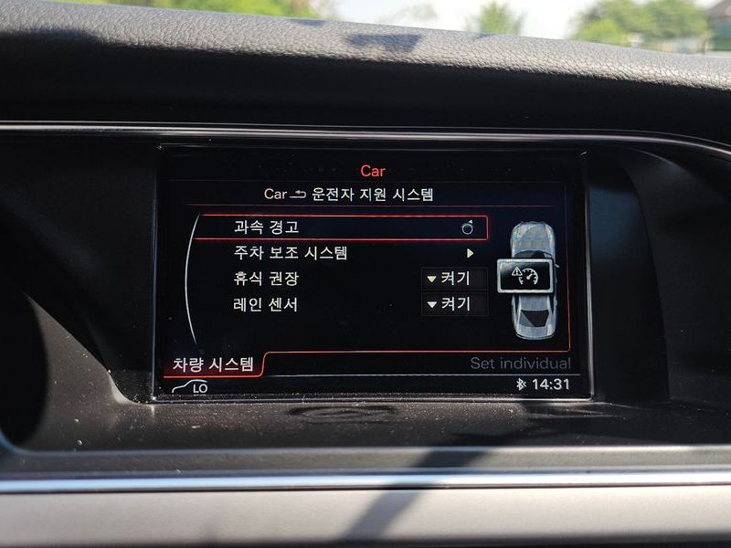 2013 Audi A4 2.0 TDI dynamic B8 photo 17