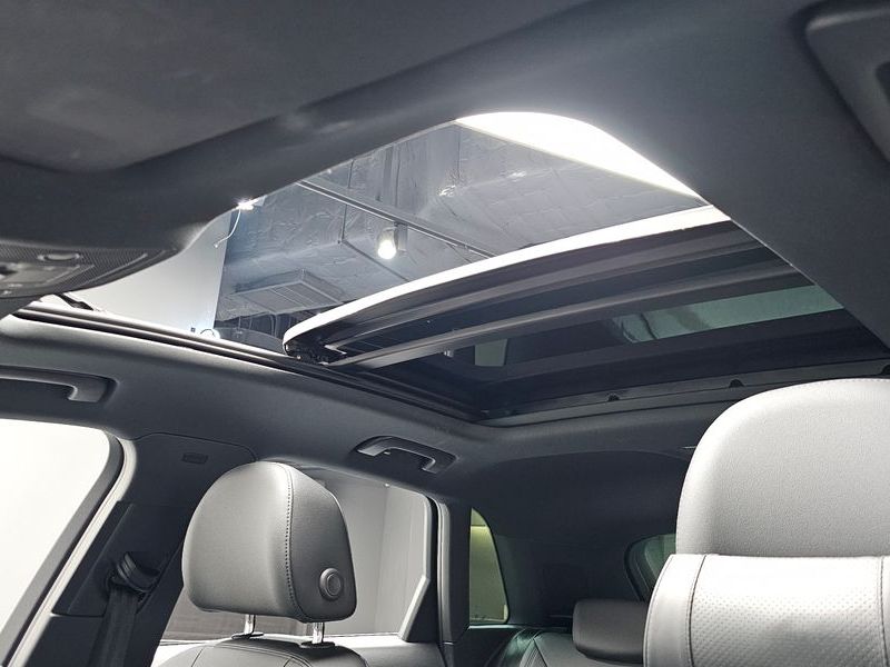 2025 Audi Q3 35 TDI Premium photo 19