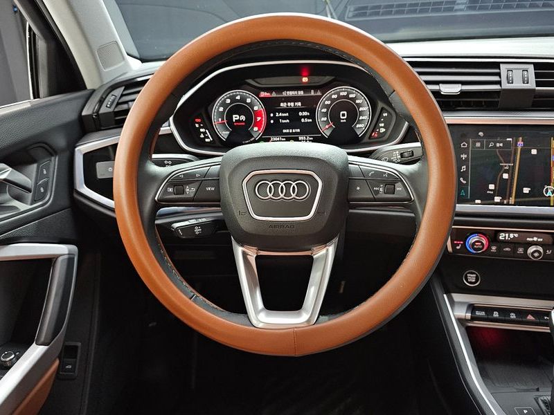 2025 Audi Q3 40 TFSI Quattro photo 13