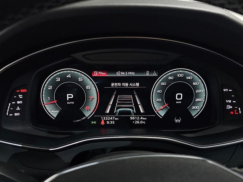 2022 Audi A7 55 TFSI Quattro Premium photo 8