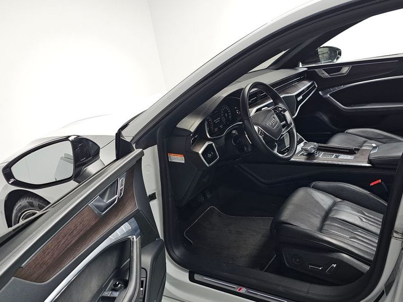 2022 Audi A7 55 TFSI Quattro Premium photo 10