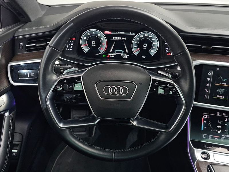 2022 Audi A7 55 TFSI Quattro Premium photo 13