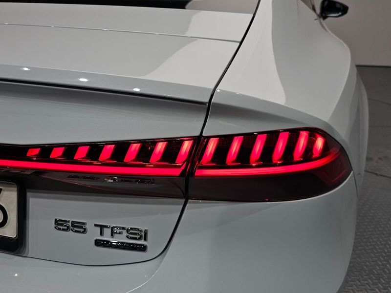 2022 Audi A7 55 TFSI Quattro Premium photo 23