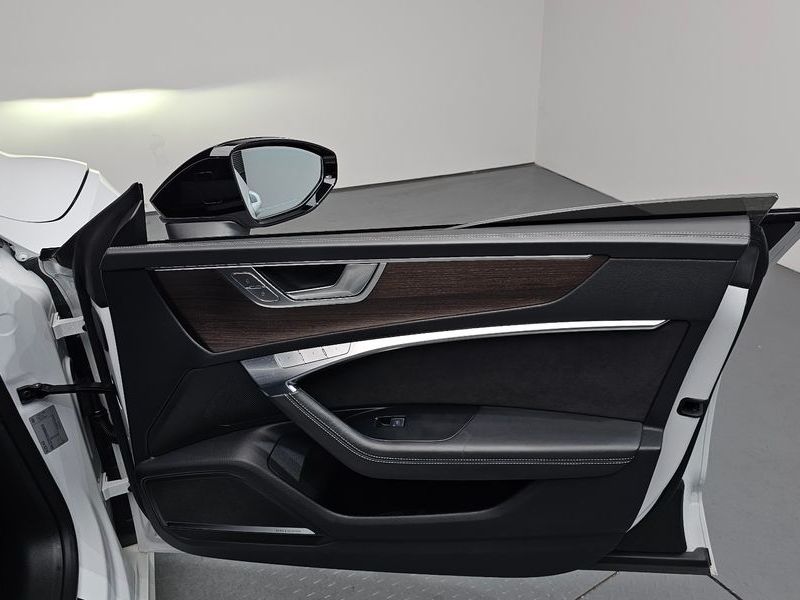 2022 Audi A7 55 TFSI Quattro Premium photo 24