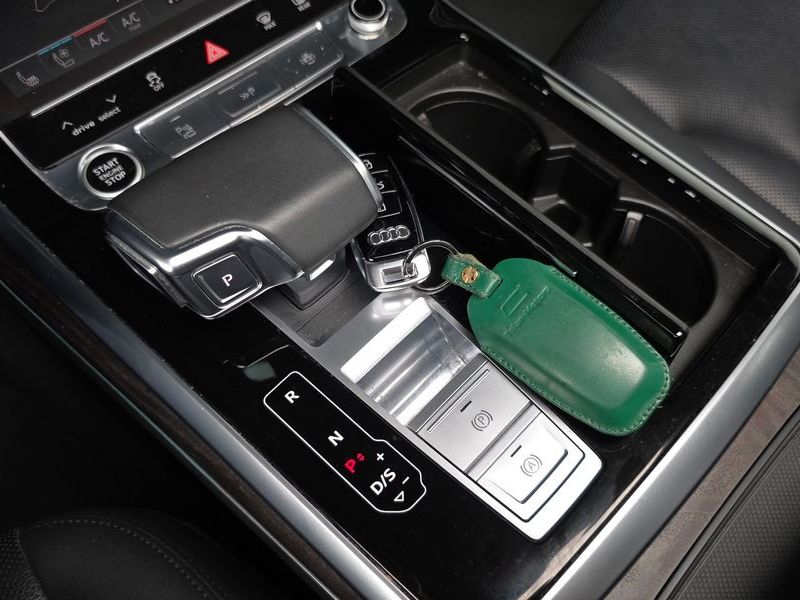 2021 Audi Q7 45 TDI Quattro Premium photo 9