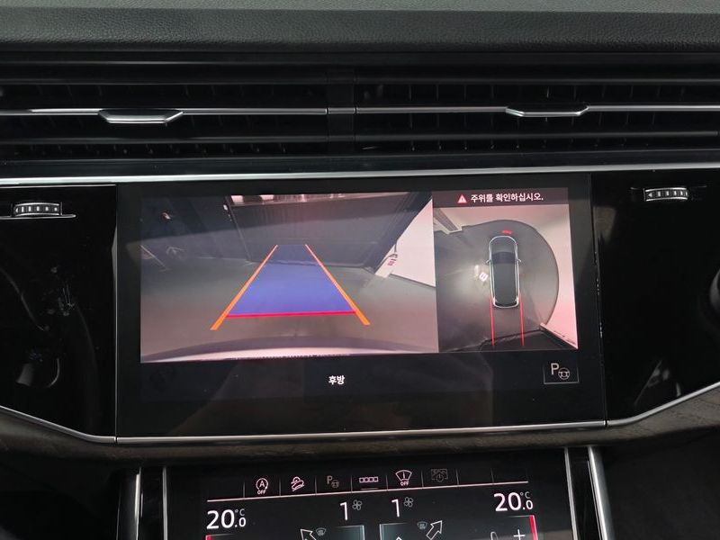 2021 Audi Q7 45 TDI Quattro Premium photo 17