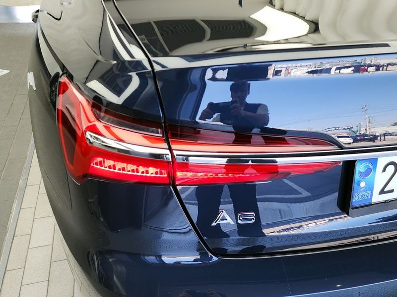 2023 Audi A6 45 TFSI Premium photo 23