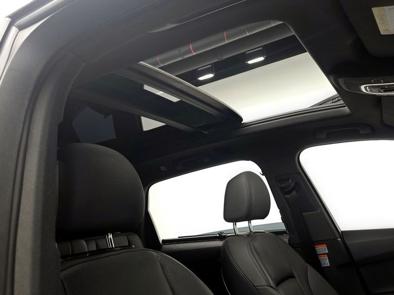 2021 Audi Q7 45 TDI Quattro Premium photo 17