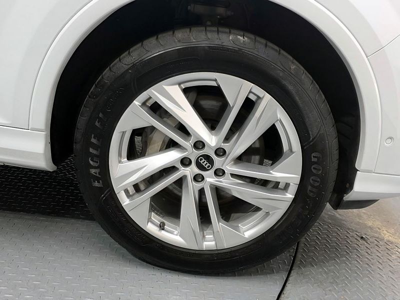 2021 Audi Q7 45 TDI Quattro Premium photo 21