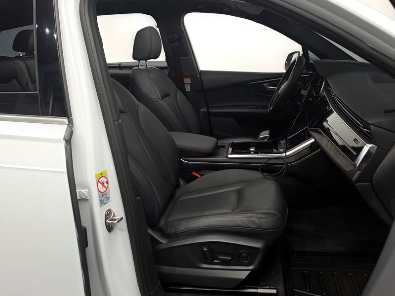 2021 Audi Q7 45 TDI Quattro Premium photo 26