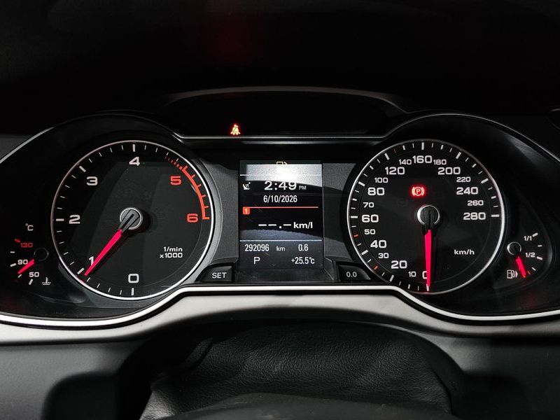 2014 Audi A4 2.0 TDI Quattro Dynamic B8 photo 8