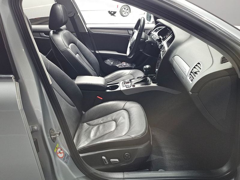 2014 Audi A4 2.0 TDI Quattro Dynamic B8 photo 10