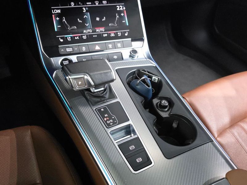 2023 Audi A6 40 TDI photo 9