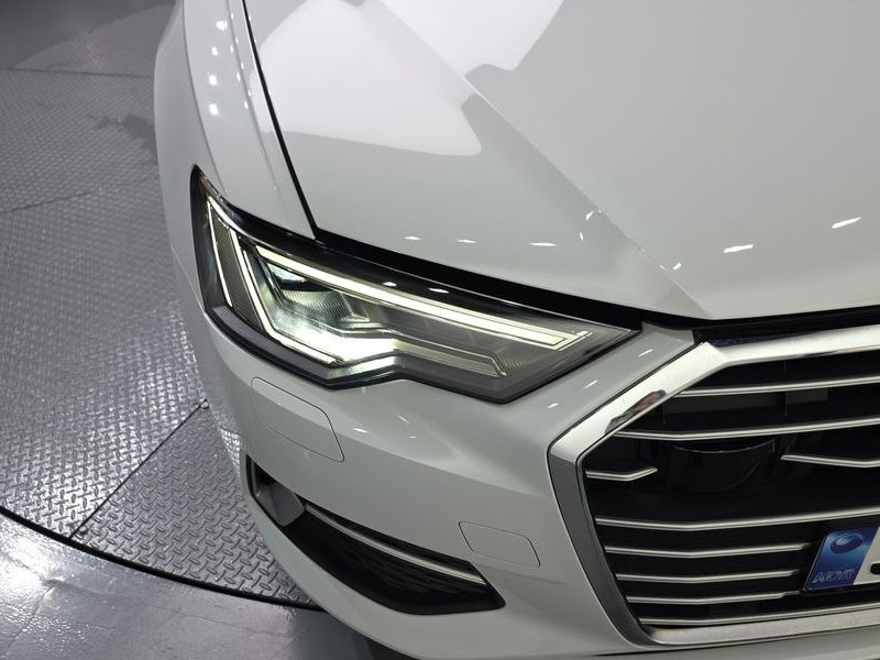 2023 Audi A6 40 TDI photo 22