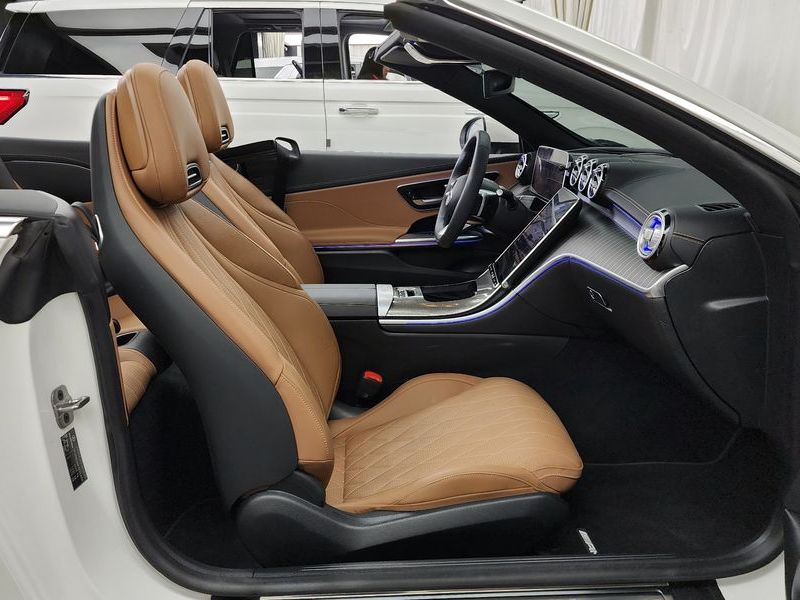 2024 Mercedes-Benz E-Class CLE450 4MATIC Cabriolet photo 11