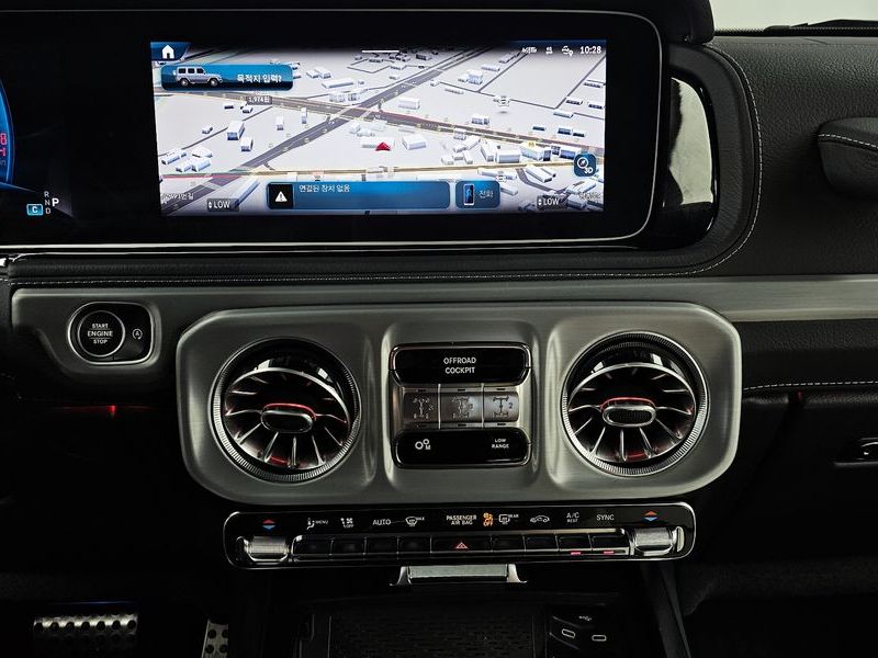2025 Mercedes-Benz CLA AMG G63 photo 14