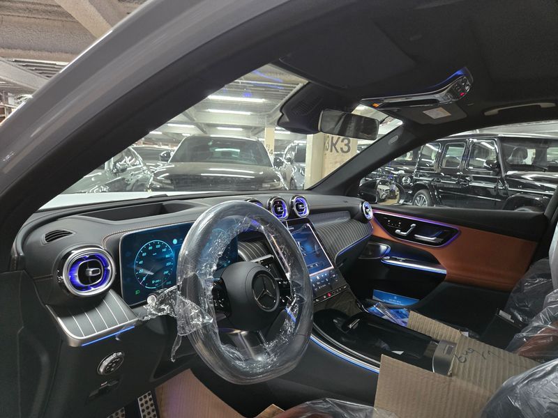 2026 Mercedes-Benz C-Class GLC300 4MATIC AMG Line photo 13