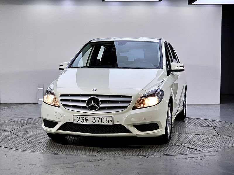 2013 Mercedes-Benz B-Class B200 CDI Blue efficiency photo 1