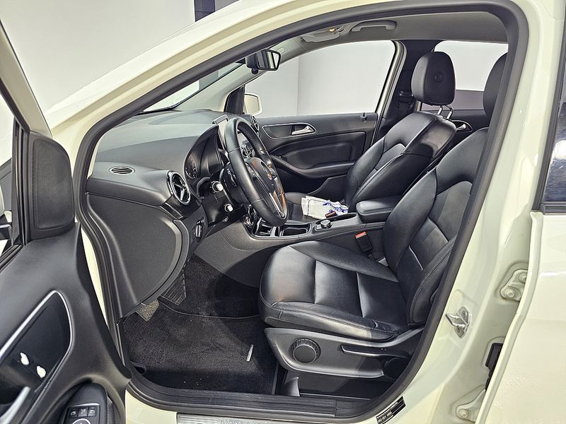 2013 Mercedes-Benz B-Class B200 CDI Blue efficiency photo 8