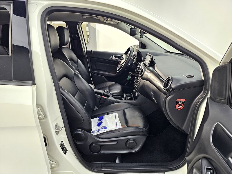 2013 Mercedes-Benz B-Class B200 CDI Blue efficiency photo 11