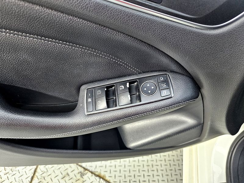 2013 Mercedes-Benz B-Class B200 CDI Blue efficiency photo 12