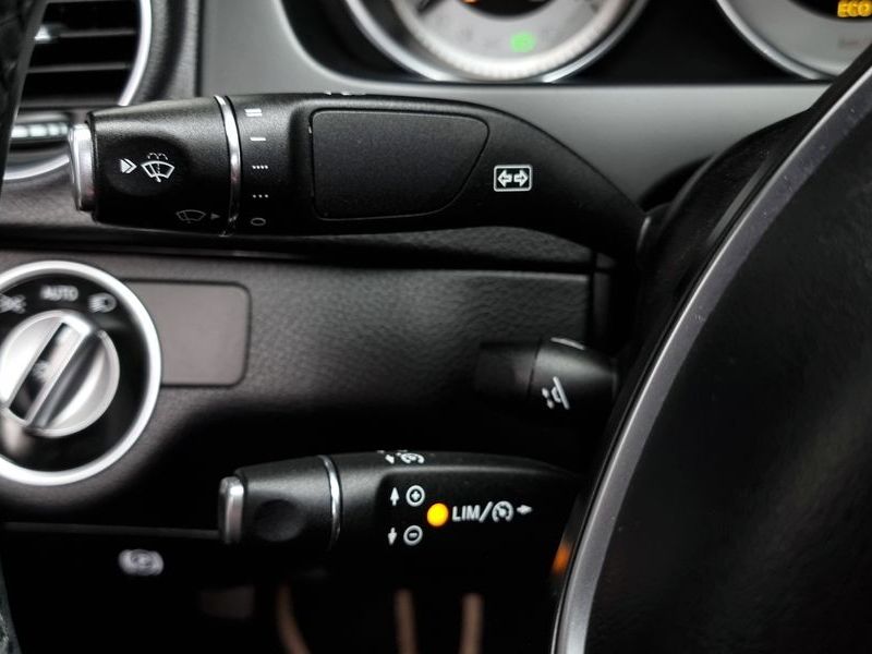 2013 Mercedes-Benz C-Class C220 CDI Coupe photo 18